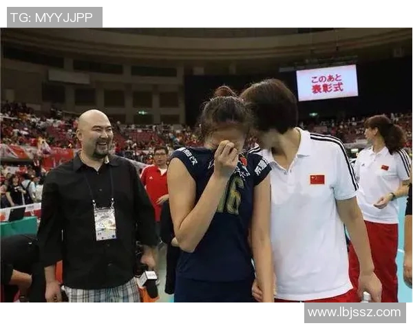 广州排球队与重庆排球队赛后状态分析与复盘总结